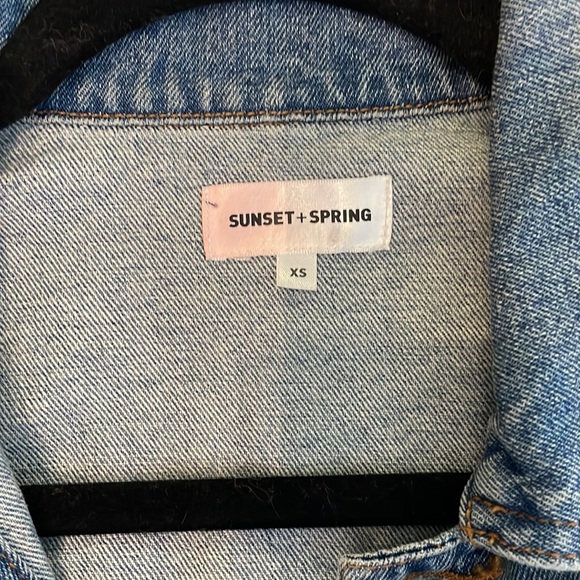 Sunset + Spring denim jacket with sequined sleeves - Picture 5 of 7